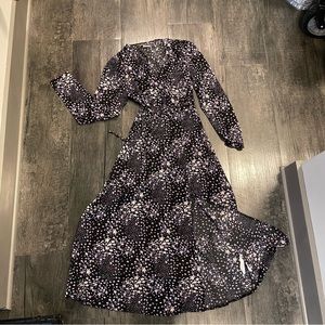Missguided floral print long sleeve dress with slit size US 4